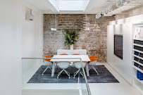 Right Floorings London Ltd