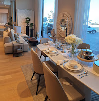 LA VIDA FURNITURE . INTERIOR
