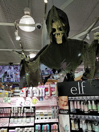 Petruccelli Beauty & Barber Supply & Equipment