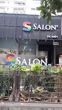 S SALON CUFFE PARADE