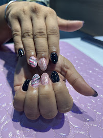 Amans Salon And Academy
