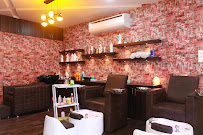 Orphic International Unisex Salon - Makeup, Skin & Hair Experts