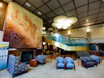 Endeavor Health Edward Hospital