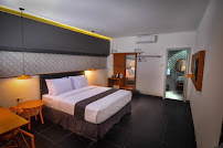 Candiview Hotel by CHG