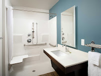 La Quinta Inn & Suites by Wyndham Lexington Park - Patuxent