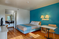 DoubleTree by Hilton Hotel Laurel