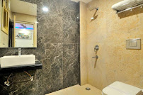 Hotel Golden Oasis Delhi