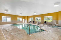 Hometown Inn & Suites