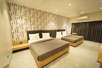Liva Rooms