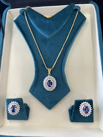 Michael Hill Square One Jewelry Store