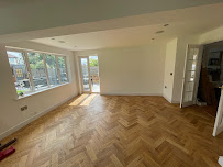 SR Kitchens & Bathrooms Ltd