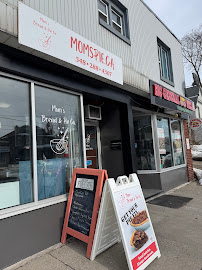 Mom's Bread and Pie Co.