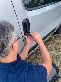 Lock Genius Ltd