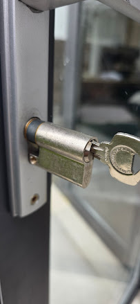 Quantum Locksmiths