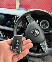 SJ CAR KEYS