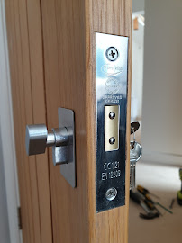 Croma Locksmiths - Shirley