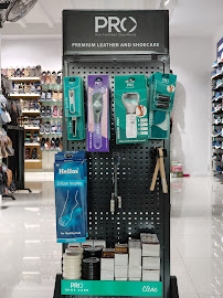 Sleek Footwear & Luggage