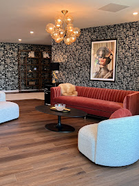 Ann Webb Skin Clinic