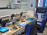 SIMPLE MOBILE , UNLOCKED PHONES AND REPAIR