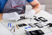 SIMPLE Phone Repair Service Center