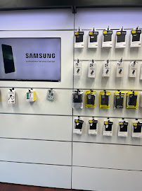 Simple Mobile , Repair and Unlocked Phones