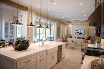 Oudthone Productions