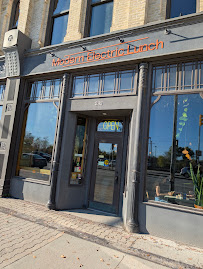 Modern Electric Lunch