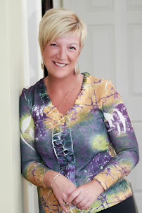Rhonda Crocco, Mortgage Broker