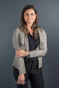 Paula Freitas Mortgages - Simpson & Associates Mortgage Team - Dominion Lending Centre