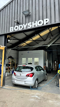 Walton Bridge Garage