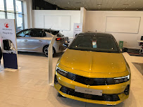 Vertu Vauxhall Harlow