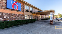 Motel 6 Joliet, IL - I-80