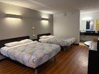Days Inn by Wyndham Salem, Illinois