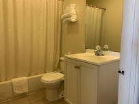 OYO Hotel Downtown Peoria I-74