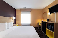 IndySouth western Inn