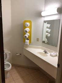 Super 8 by Wyndham Dubuque