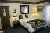 Super 8 by Wyndham Williams