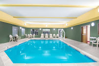 Sunflower Motel Hiawatha By OYO