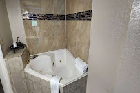 Super 8 by Wyndham Franklin Hwy 31