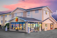 Red Roof Inn & Suites Cave City