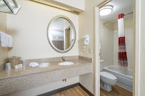 St. Clair Motor Lodge