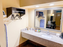 Microtel Inn & Suites by Wyndham Louisville East