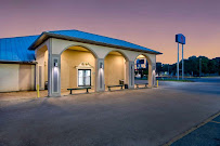 Rodeway Inn & Suites