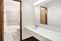 Days Inn by Wyndham Baltimore Northwest