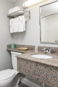 Americas Best Value Inn Foxboro