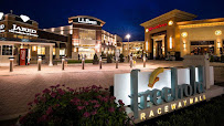 Freehold Raceway Mall