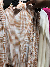 St. John Knits Outlet