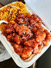 Poke and Roll Sushi