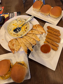Chuck's Roadhouse Bar & Grill
