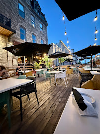 Royal Electric Bar & Public Eatery